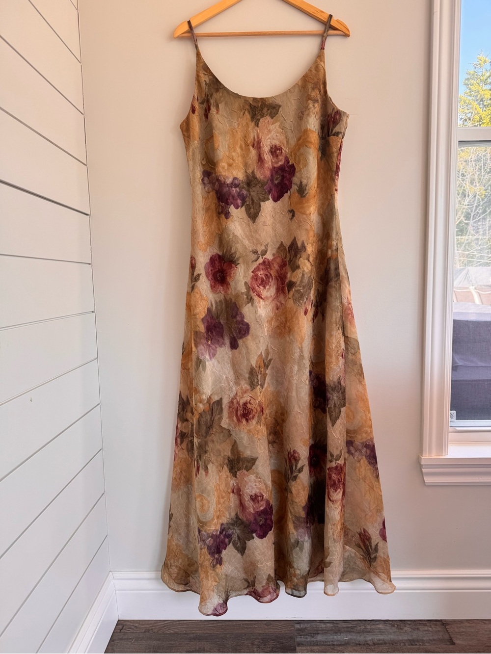 Vintage Floral Maxi Dress in Beige with Rose Print